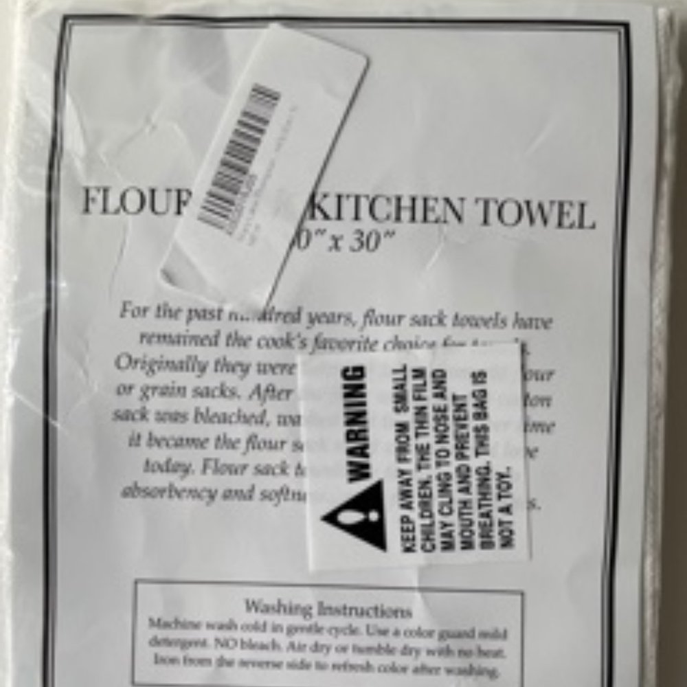 NWT "Red Truck" Kitchen Towel - Picture 4 of 6